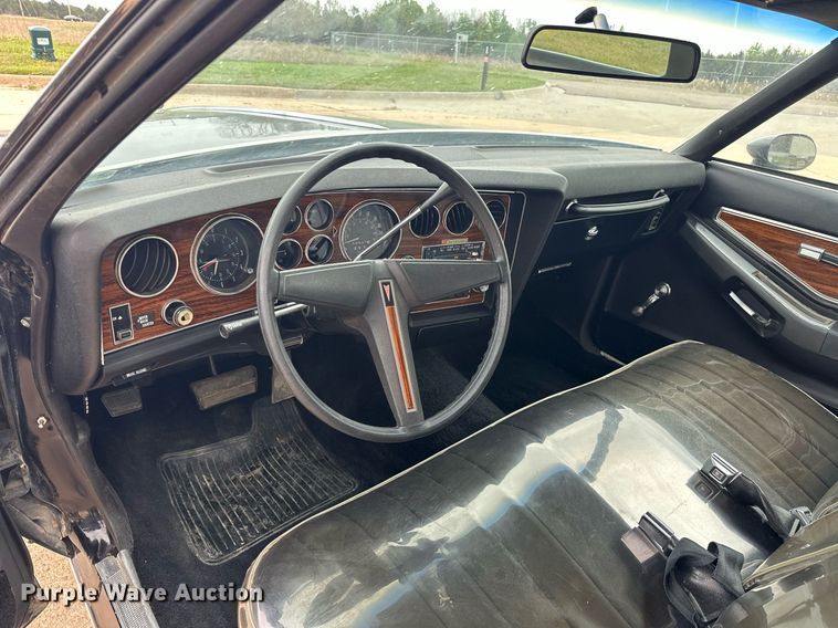 image for item EJ8522 1976 Pontiac Grand Prix 