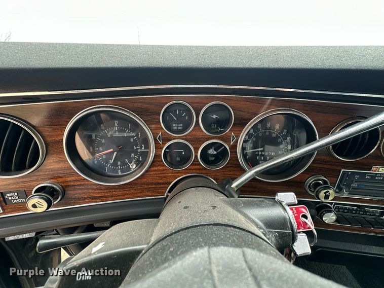 image for item EJ8522 1976 Pontiac Grand Prix 