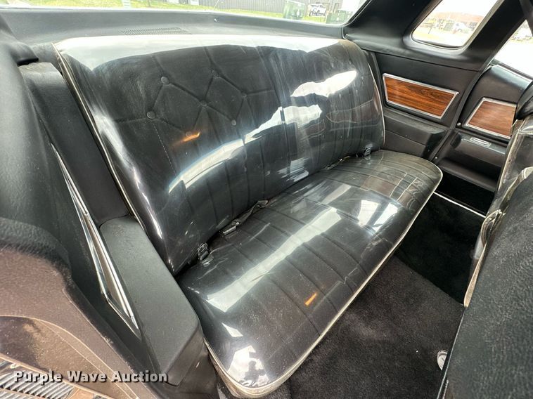 image for item EJ8522 1976 Pontiac Grand Prix 