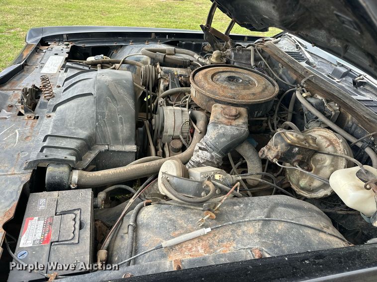 image for item EJ8522 1976 Pontiac Grand Prix 