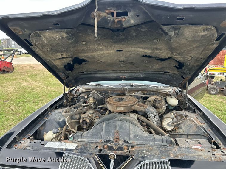 image for item EJ8522 1976 Pontiac Grand Prix 