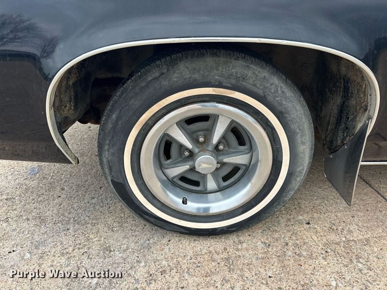 image for item EJ8522 1976 Pontiac Grand Prix 