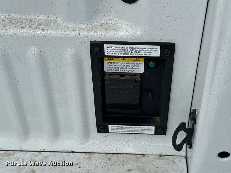 image for item EJ8524 2024 Ford F250 pickup truck bed