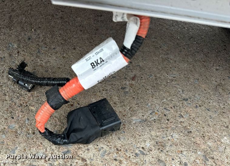 image for item EJ8524 2024 Ford F250 pickup truck bed