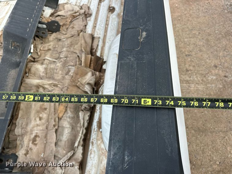 image for item EJ8526 2017 Ford F250 pickup truck bed