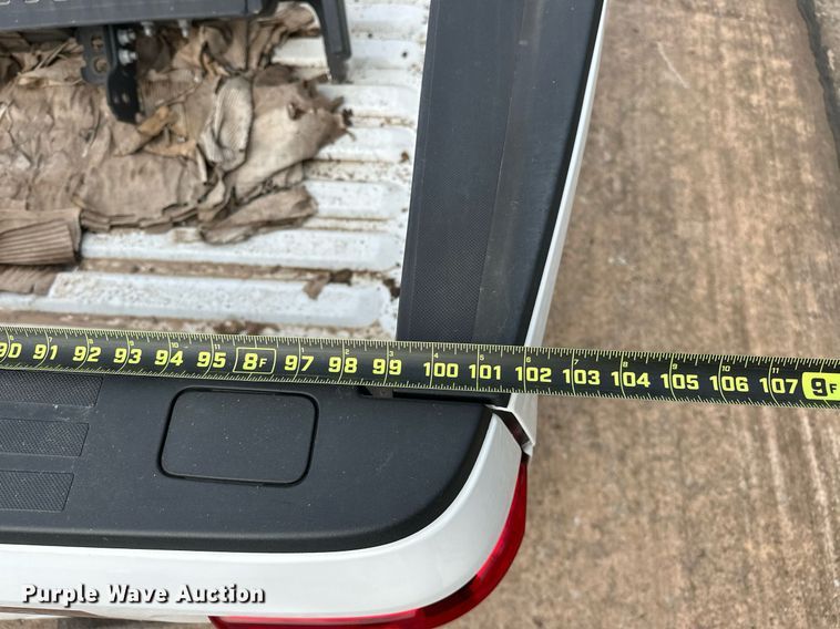 image for item EJ8526 2017 Ford F250 pickup truck bed