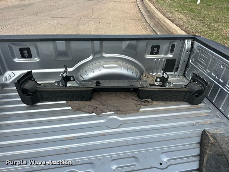 image for item EJ8527 2024 Ford F350 pickup truck bed