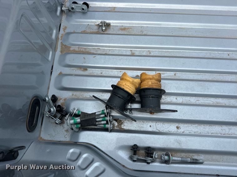 image for item EJ8527 2024 Ford F350 pickup truck bed