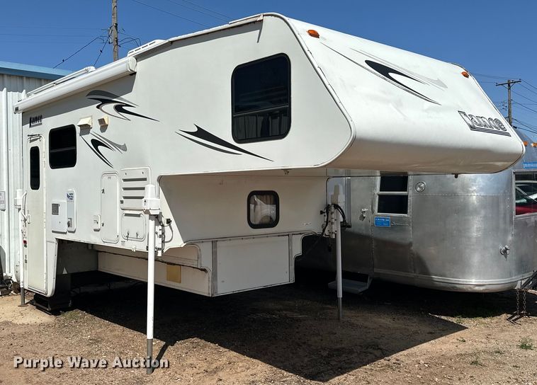 image for item EJ8593 2007 Lance 1191 truck camper