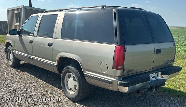 image for item EJ8658 1998 Chevrolet Suburban 1500 SUV