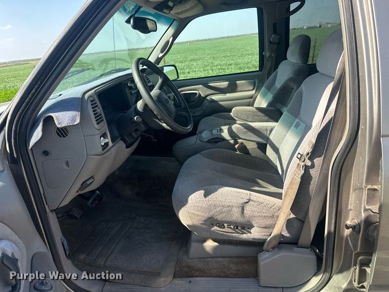 image for item EJ8658 1998 Chevrolet Suburban 1500 SUV