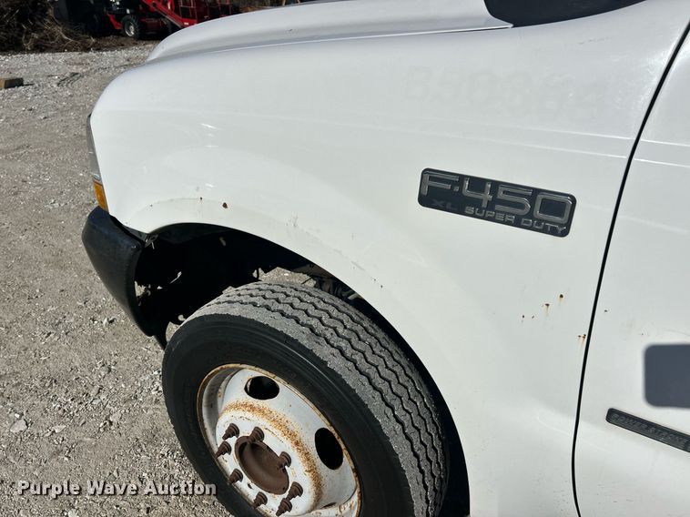 image for item EK2708 2002 Ford F450 Super Duty flatbed truck