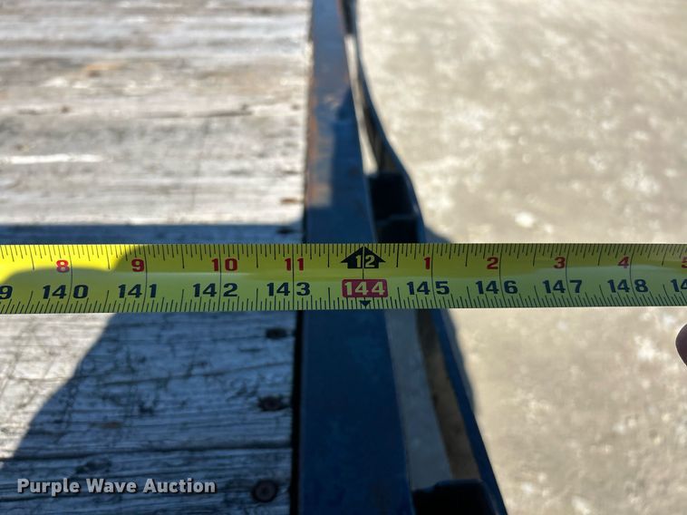 image for item EK2708 2002 Ford F450 Super Duty flatbed truck