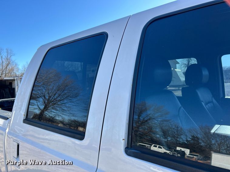 image for item EK2709 2014 Ford F350 Super Duty Lariat Crew Cab pickup truck