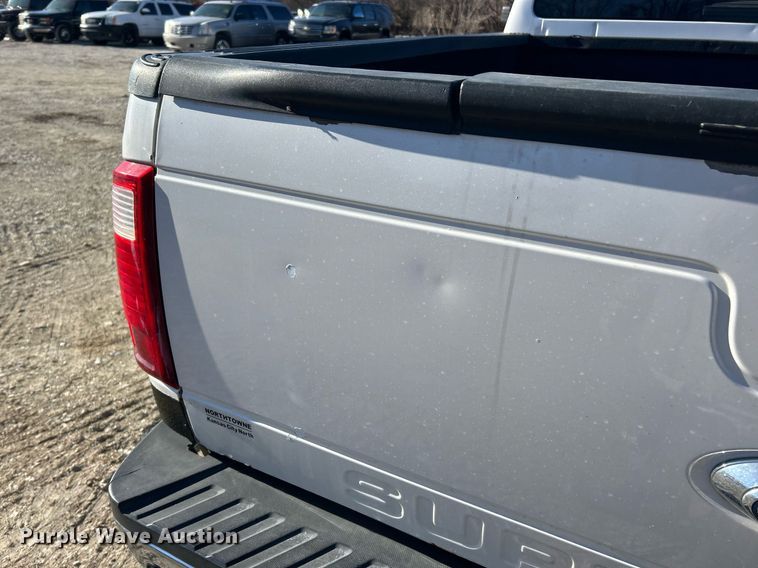 image for item EK2709 2014 Ford F350 Super Duty Lariat Crew Cab pickup truck