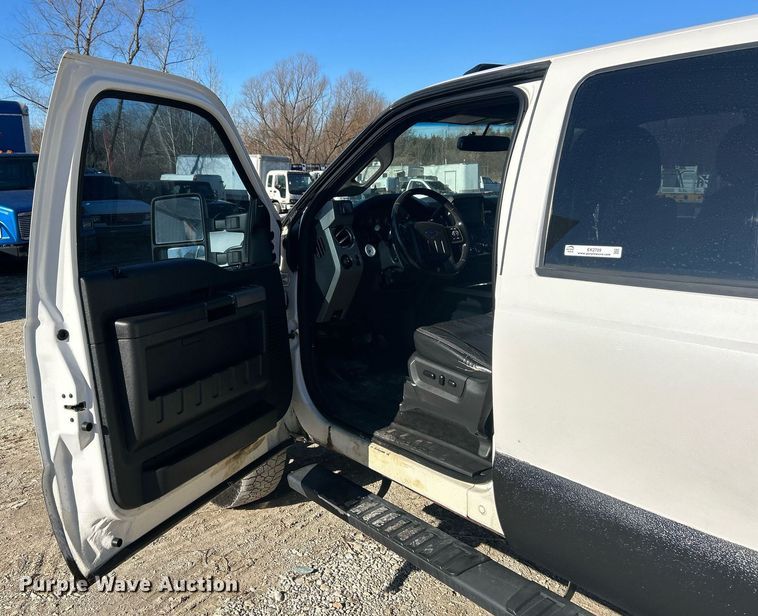 image for item EK2709 2014 Ford F350 Super Duty Lariat Crew Cab pickup truck