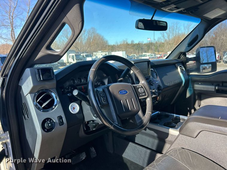 image for item EK2709 2014 Ford F350 Super Duty Lariat Crew Cab pickup truck