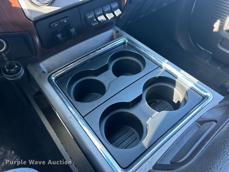 image for item EK2709 2014 Ford F350 Super Duty Lariat Crew Cab pickup truck