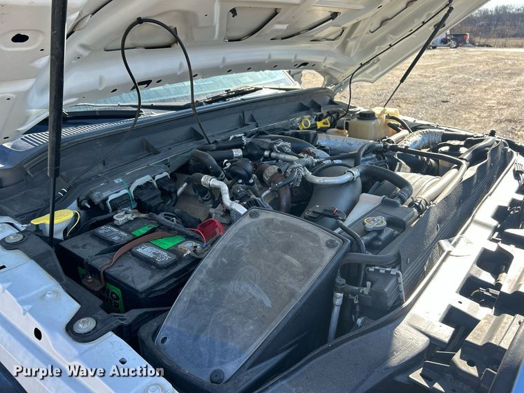 image for item EK2709 2014 Ford F350 Super Duty Lariat Crew Cab pickup truck