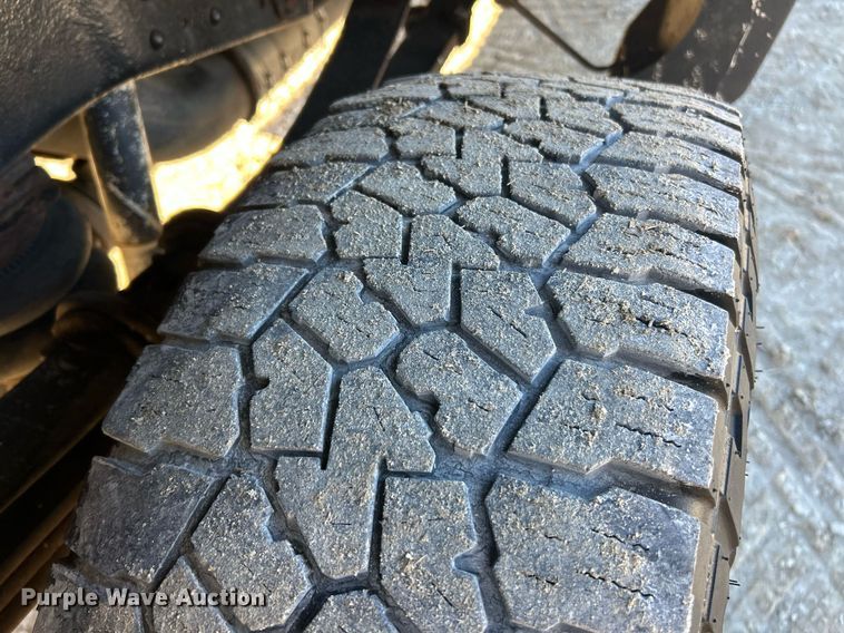 image for item EK2709 2014 Ford F350 Super Duty Lariat Crew Cab pickup truck