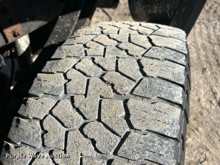 image for item EK2709 2014 Ford F350 Super Duty Lariat Crew Cab pickup truck