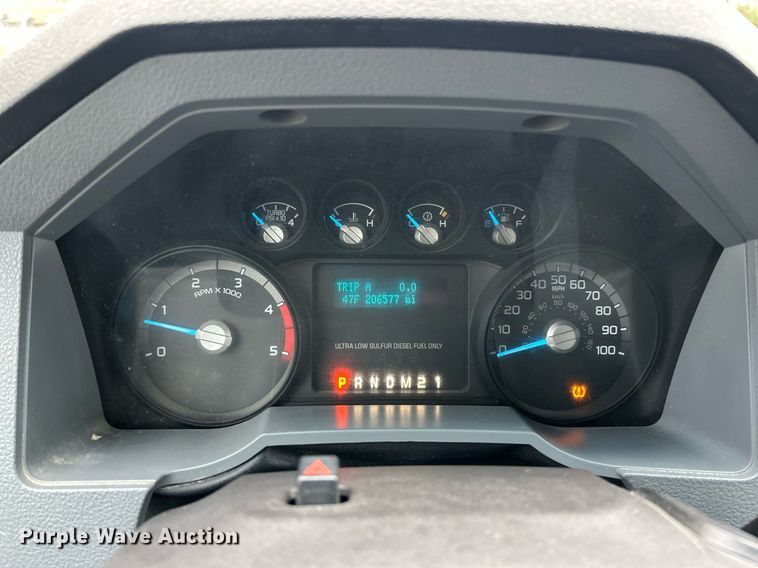 image for item EK2843 2011 Ford F350 Super Duty Crew Cab pickup truck