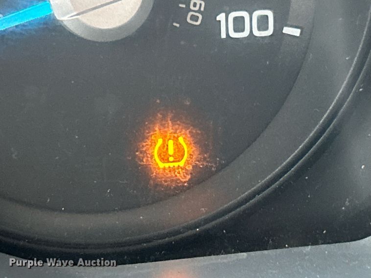 image for item EK2843 2011 Ford F350 Super Duty Crew Cab pickup truck