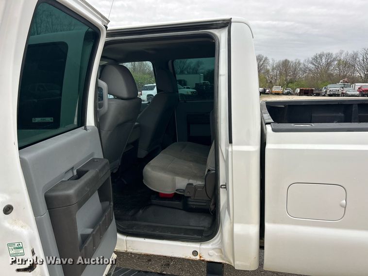 image for item EK2843 2011 Ford F350 Super Duty Crew Cab pickup truck