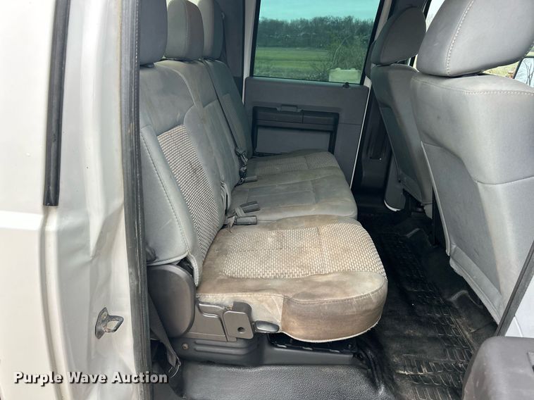 image for item EK2843 2011 Ford F350 Super Duty Crew Cab pickup truck