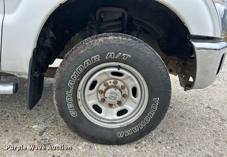 image for item EK2843 2011 Ford F350 Super Duty Crew Cab pickup truck