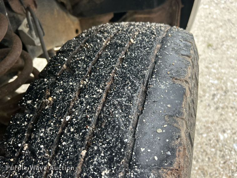 image for item EK2843 2011 Ford F350 Super Duty Crew Cab pickup truck