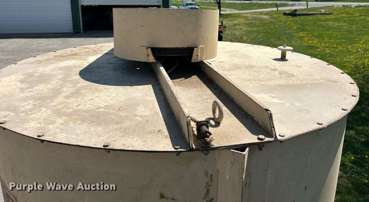 image for item EK2852 NBE Whirlwind feed mixer