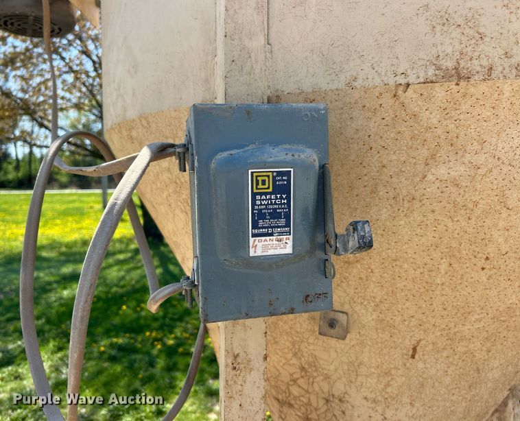 image for item EK2852 NBE Whirlwind feed mixer