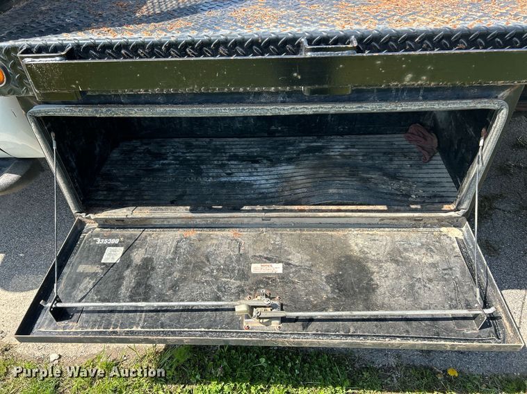 image for item EK2853 2003 Ford F550  Super Duty XL flatbed truck