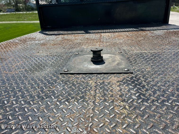 image for item EK2853 2003 Ford F550  Super Duty XL flatbed truck