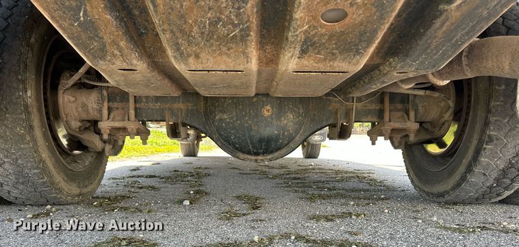 image for item EK2853 2003 Ford F550  Super Duty XL flatbed truck