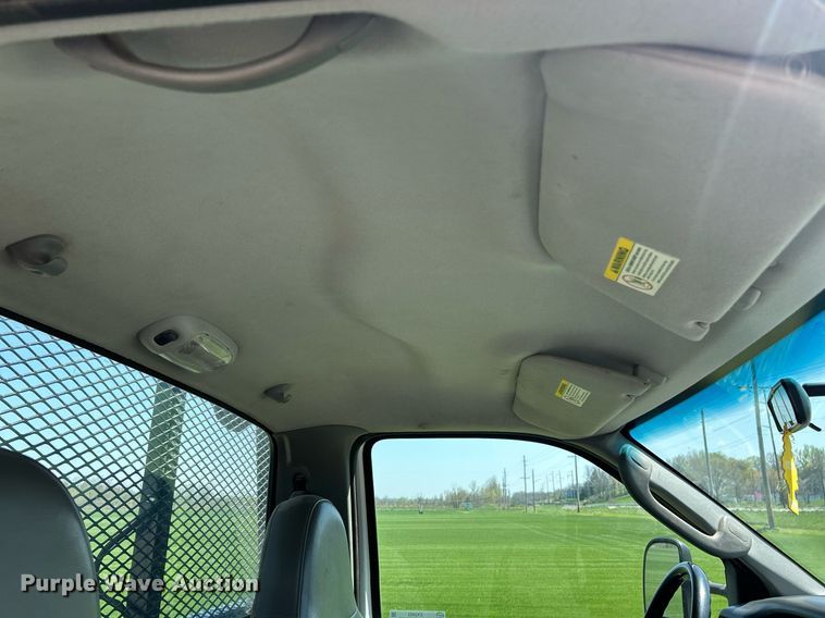 image for item EK2853 2003 Ford F550  Super Duty XL flatbed truck