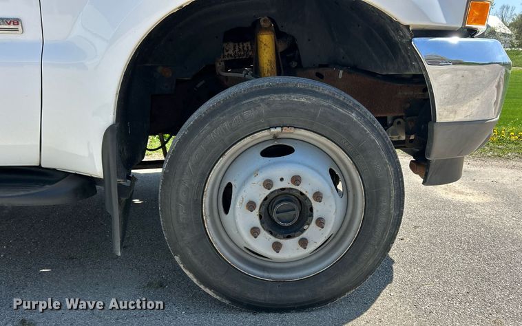 image for item EK2853 2003 Ford F550  Super Duty XL flatbed truck