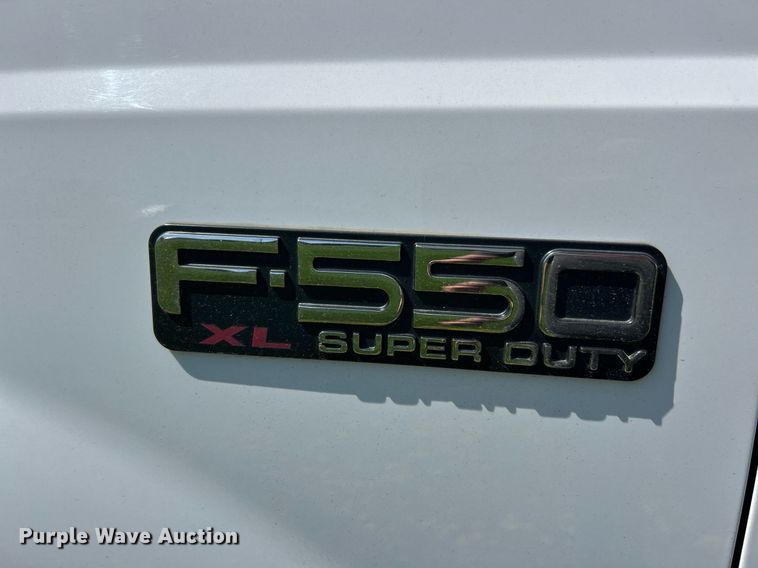 image for item EK2853 2003 Ford F550  Super Duty XL flatbed truck