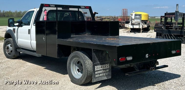 image for item EK2854 2008 Ford F550 Super Duty XL Ext. Cab flatbed truck