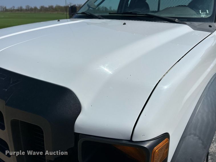 image for item EK2854 2008 Ford F550 Super Duty XL Ext. Cab flatbed truck