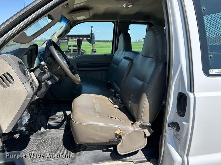 image for item EK2854 2008 Ford F550 Super Duty XL Ext. Cab flatbed truck