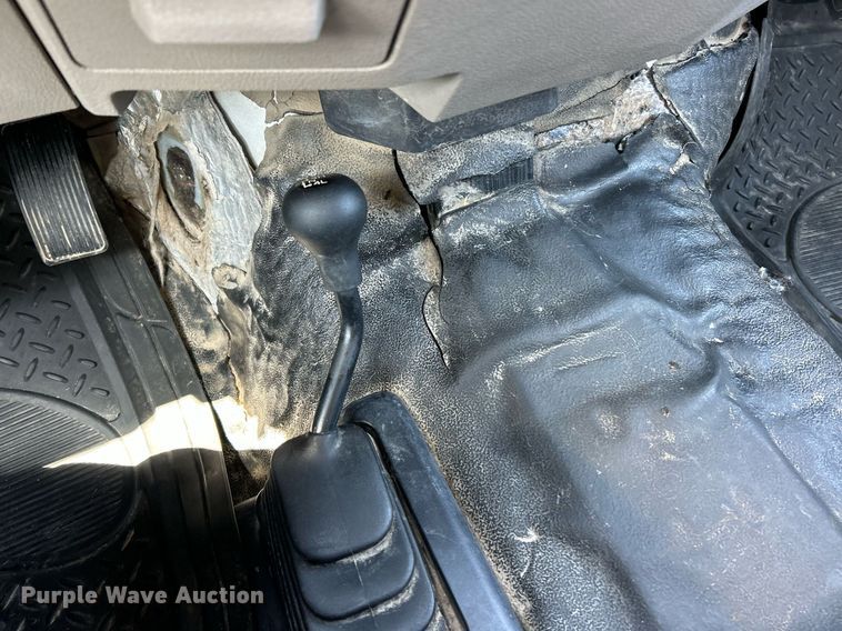 image for item EK2854 2008 Ford F550 Super Duty XL Ext. Cab flatbed truck