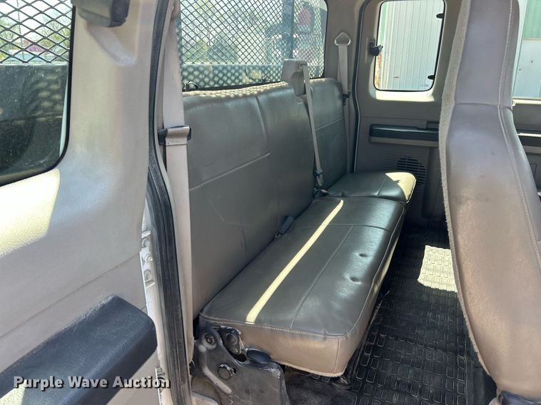 image for item EK2854 2008 Ford F550 Super Duty XL Ext. Cab flatbed truck