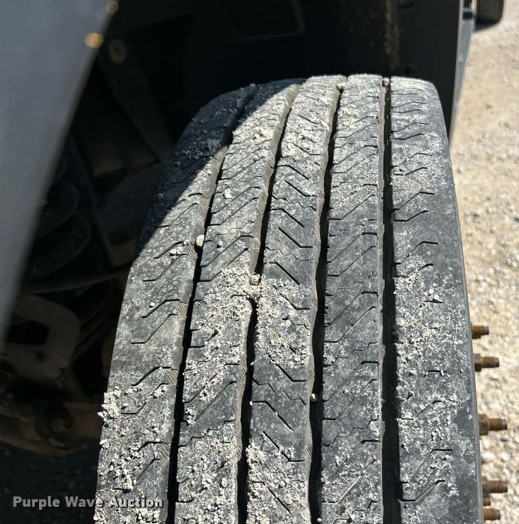 image for item EK2854 2008 Ford F550 Super Duty XL Ext. Cab flatbed truck