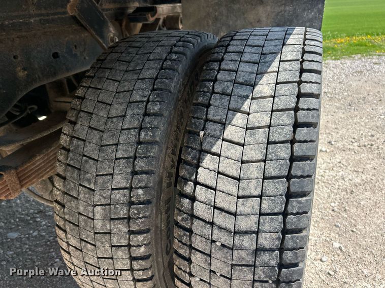 image for item EK2854 2008 Ford F550 Super Duty XL Ext. Cab flatbed truck