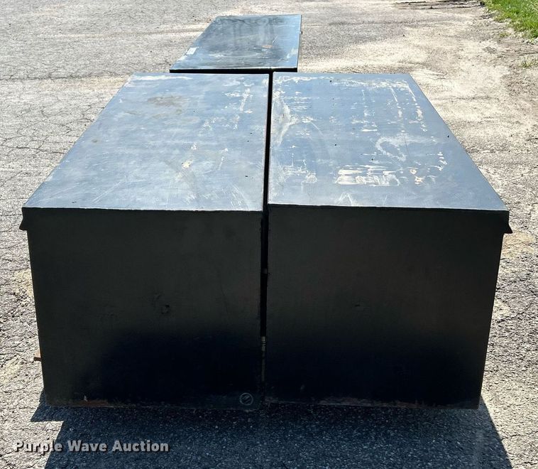 image for item EK2856 (3) toolboxes