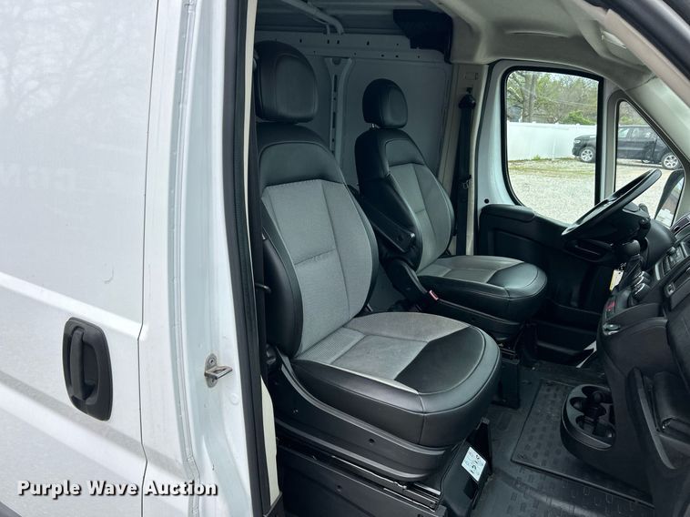 image for item EK2872 2017 Dodge ProMaster 1500 delivery van