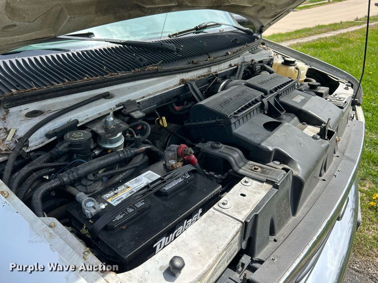 image for item EK2873 2003 Ford E450 Super Duty shuttle bus