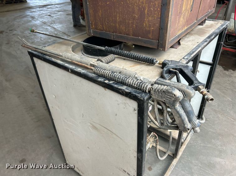 image for item EK2884 KWI Kleen HBN4830E pressure washer